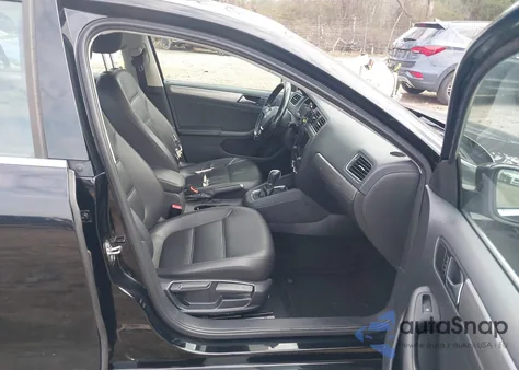 2017 Volkswagen Jetta 1.4T Se from USA, damaged, VIN 3VWDB7AJ6HM378986